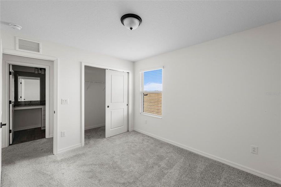 Spacious, unfurnished interior of a new home in Heron Bay, Palmetto (Image 38). Spacious, unfurnished interior of a new home in Heron Bay, Palmetto (Image 38).