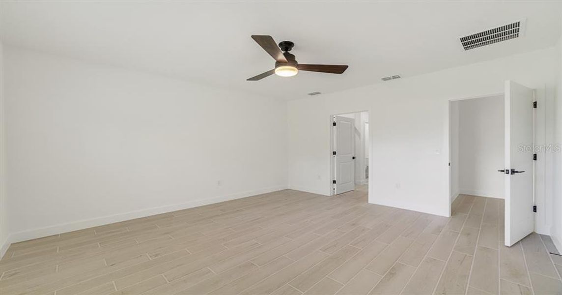Spacious, unfurnished interior of a new home in Aspire at Marion Oaks, Ocala (Image 21). Spacious, unfurnished interior of a new home in Aspire at Marion Oaks, Ocala (Image 21).
