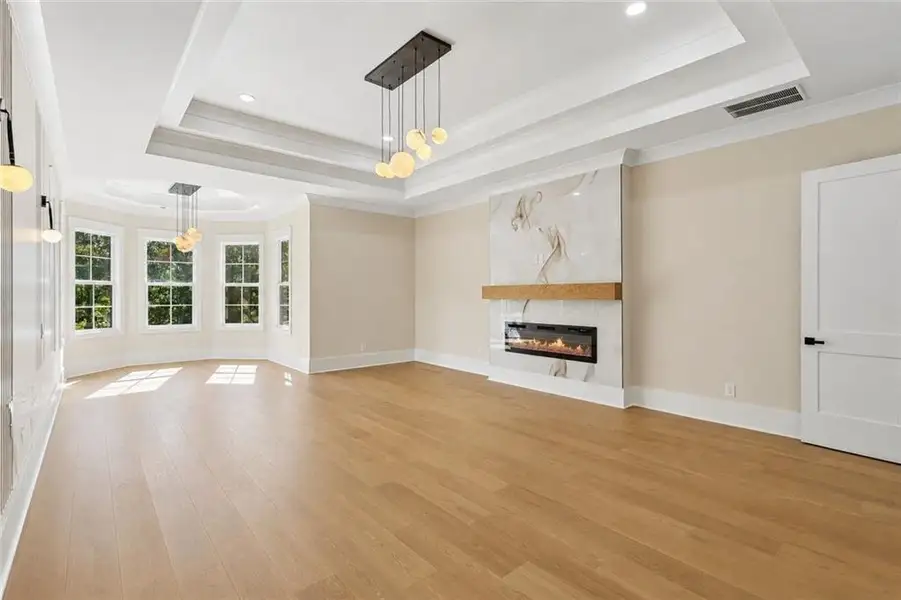 Spacious, unfurnished interior of a new home in , Buford (Image 28).