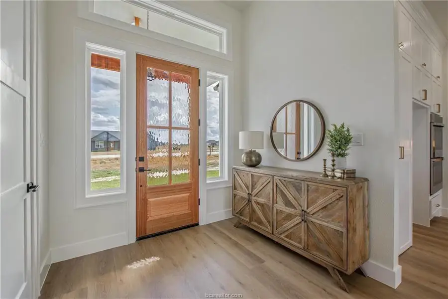 Furnished interior view inside a new home in , Franklin (Image 7).