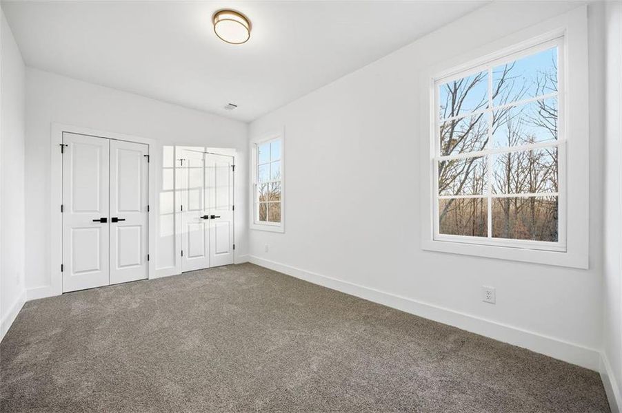 Spacious, unfurnished interior of a new home in , Dahlonega (Image 37).