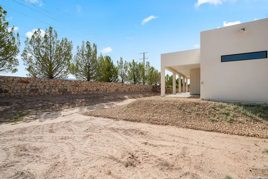 Exterior details and patio area of a home in , El Paso (Image 4).
