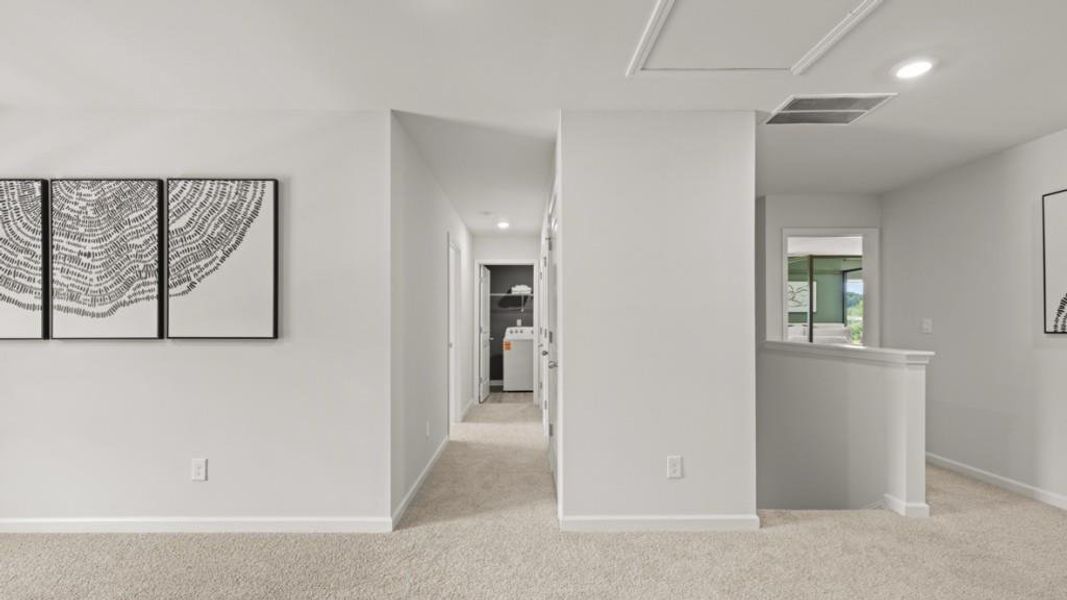 Spacious, unfurnished interior of a new home in Fairhaven, Lithia Springs (Image 18).