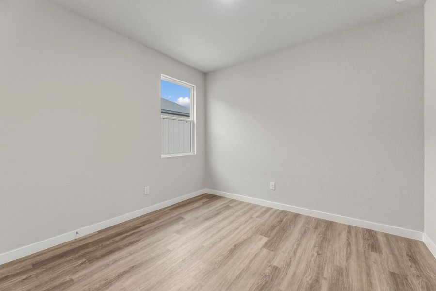 Spacious, unfurnished interior of a new home in Veranda Designer, San Antonio (Image 25).