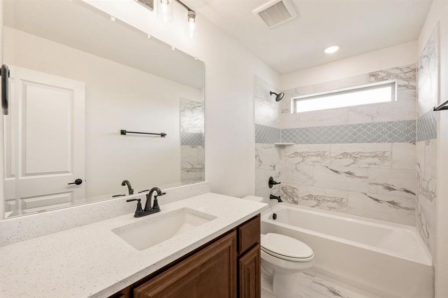 Furnished interior view inside a new home in Wildflower Ranch 60-65, Fort Worth (Image 15). Furnished interior view inside a new home in Wildflower Ranch 60-65, Fort Worth (Image 15).