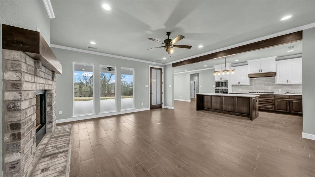 Spacious, unfurnished interior of a new home in Monarch Manor, Poolville (Image 30).