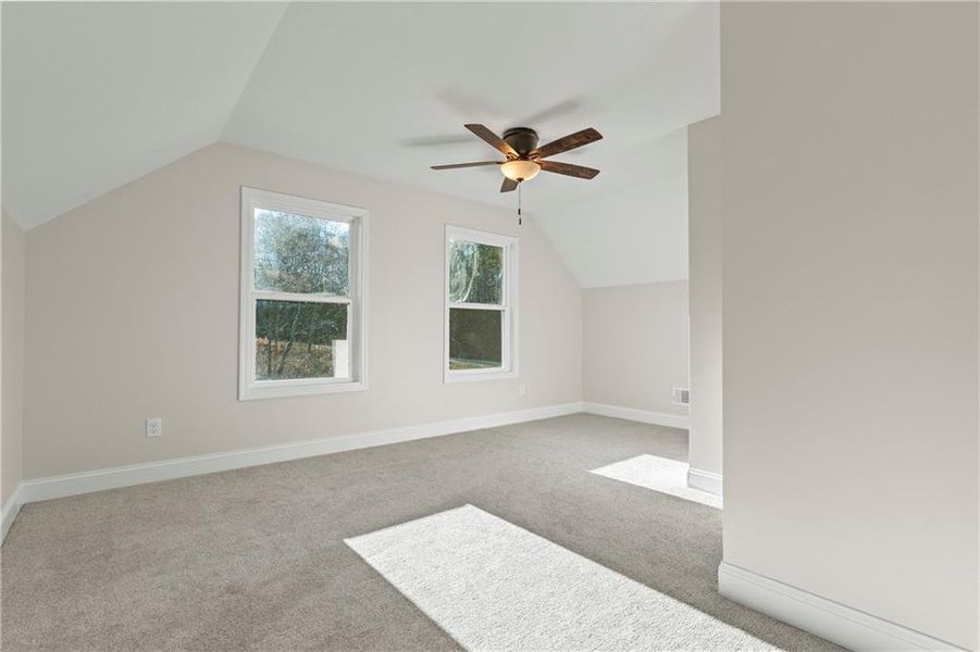 Spacious, unfurnished interior of a new home in , Gainesville (Image 59).
