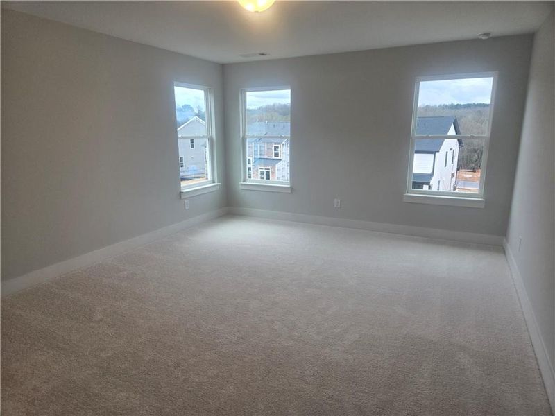 Spacious, unfurnished interior of a new home in Twin Lakes, Hoschton (Image 25). Spacious, unfurnished interior of a new home in Twin Lakes, Hoschton (Image 25).