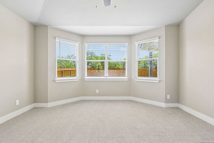 Spacious, unfurnished interior of a new home in Stetson Ridge, Marion (Image 37).