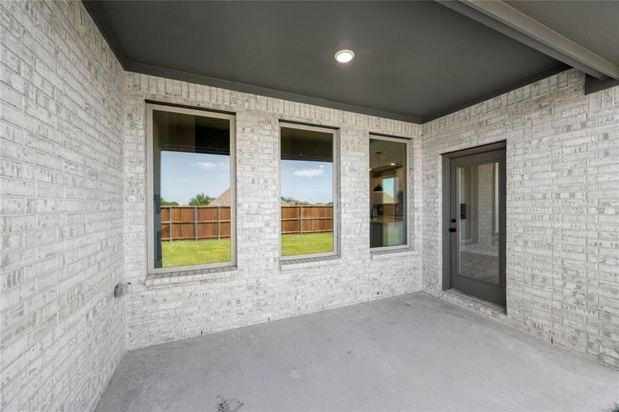 Spacious, unfurnished interior of a new home in Country Hollow Sales Phase 1, Aledo (Image 20). Spacious, unfurnished interior of a new home in Country Hollow Sales Phase 1, Aledo (Image 20).
