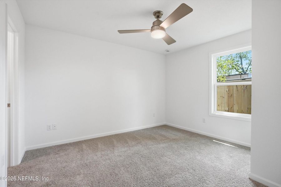 Spacious, unfurnished interior of a new home in , Jacksonville (Image 28).
