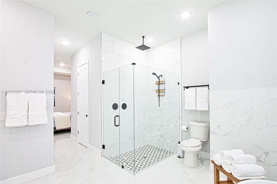 Furnished interior view inside a new home in , Cape Coral (Image 33).