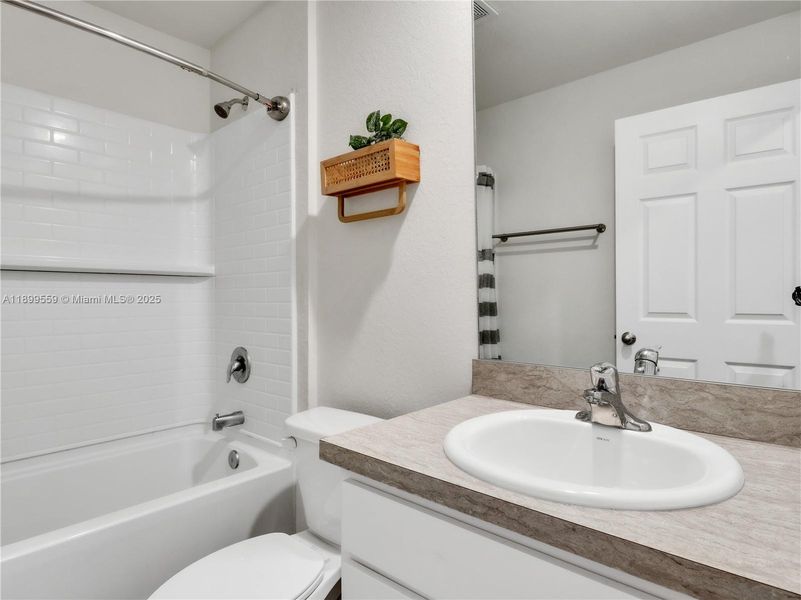 Image 24 of a home in . Image 24 of a home in .