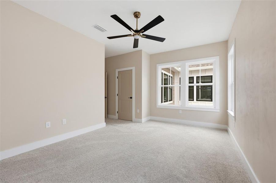 Spacious, unfurnished interior of a new home in , Newberry (Image 22).