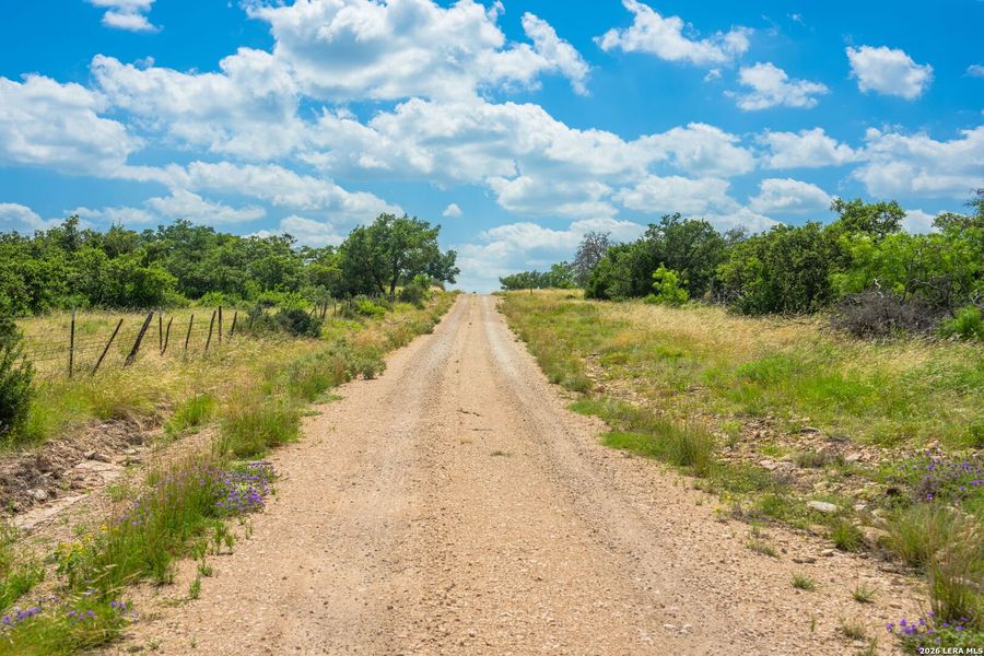 Natural landscape and outdoor views near in Menard (Image 30). Natural landscape and outdoor views near in Menard (Image 30).