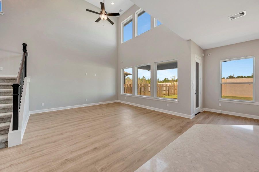 Spacious, unfurnished interior of a new home in COLTON - Reserve Collection, Todd Mission (Image 39).