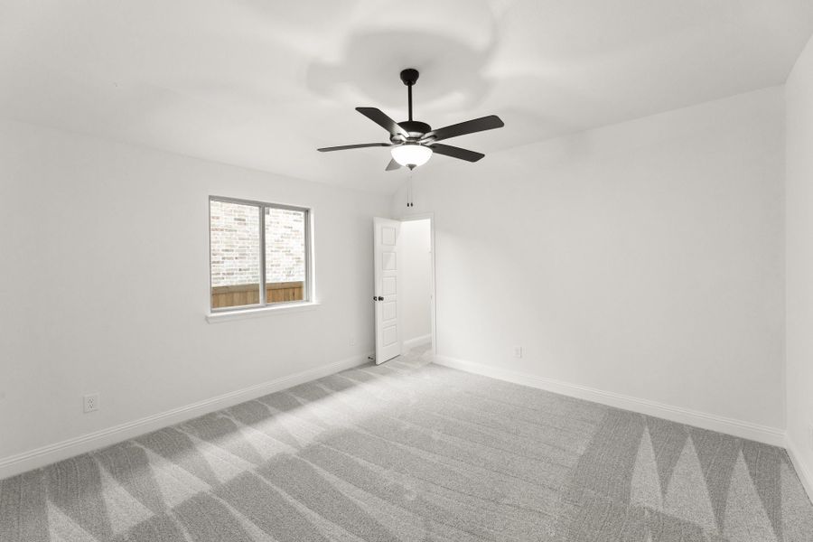 Spacious, unfurnished interior of a new home in Meadow Run, Melissa (Image 22). Spacious, unfurnished interior of a new home in Meadow Run, Melissa (Image 22).