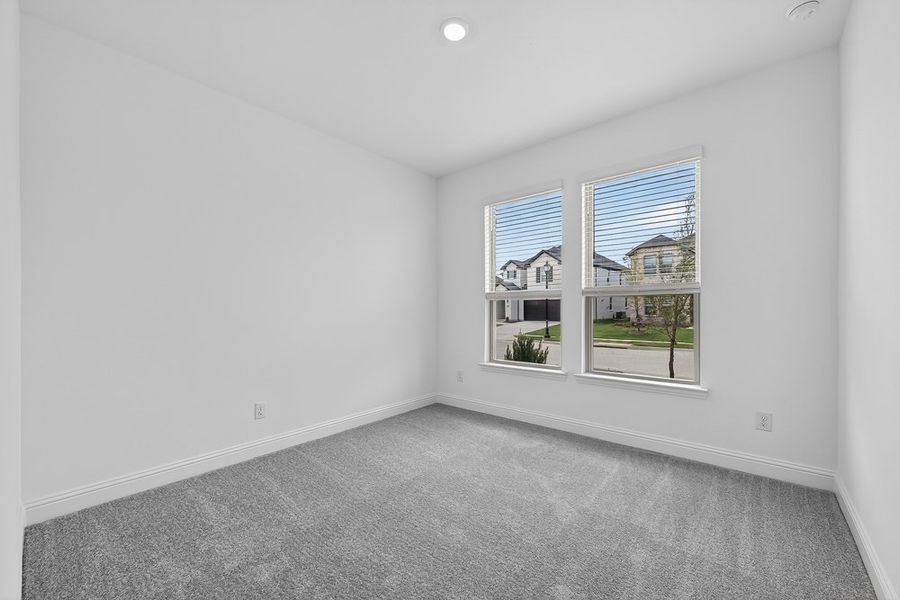 Spacious, unfurnished interior of a new home in The Ridge at Northlake, Northlake (Image 21).