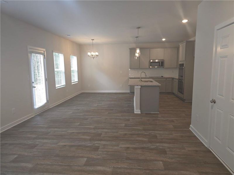 Spacious, unfurnished interior of a new home in Southern Hills, McDonough (Image 38).