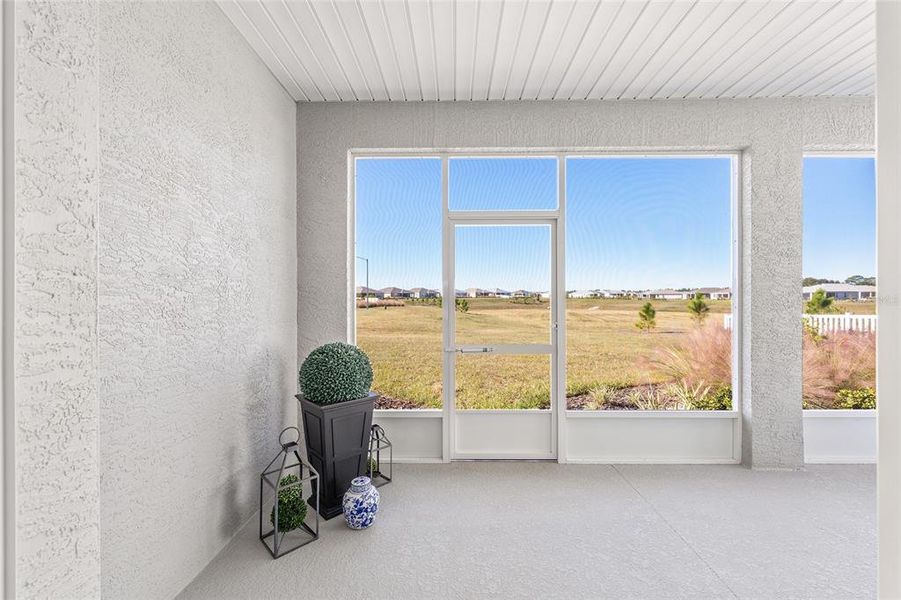 Exterior details and patio area of a home in , Ocala (Image 29).