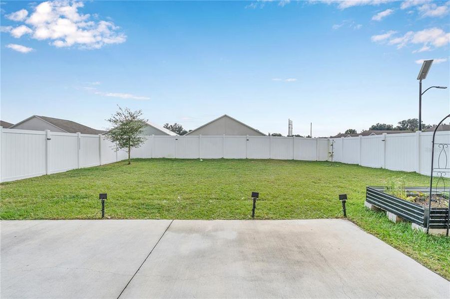 Exterior details and patio area of a home in Thompson Preserve, Bartow (Image 4). Exterior details and patio area of a home in Thompson Preserve, Bartow (Image 4).