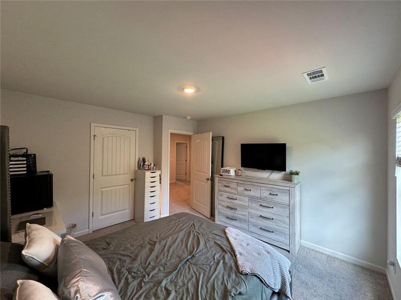 Image 67 of a home in .