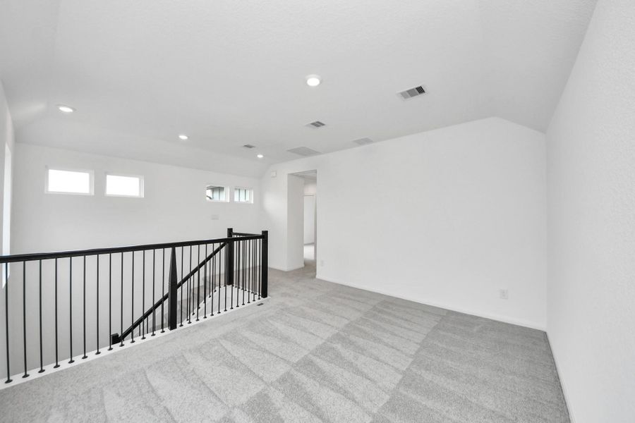 Spacious, unfurnished interior of a new home in 45' Traditional Homes at Elyson, Katy (Image 32).