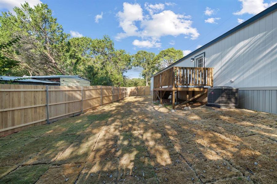 Front exterior of a new home in , Granbury, TX, highlighting curb appeal (Image 21). Front exterior of a new home in , Granbury, TX, highlighting curb appeal (Image 21).