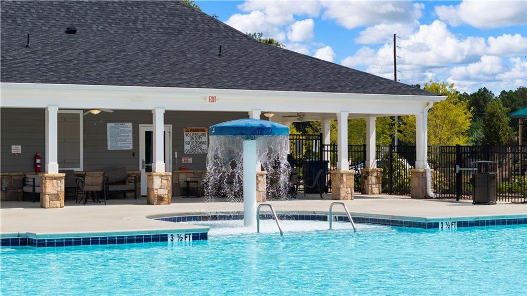 Community amenities in Water Oak Estates, Lawrenceville (Image 44).