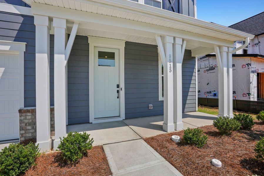 Representative exterior details of a home built from the Billander by Pulte Homes in Cannon Run, Concord (Image 24).
