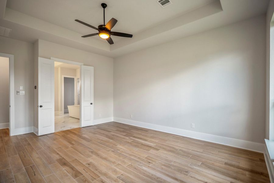 Spacious, unfurnished interior of a new home in Colton, Todd Mission (Image 41). Spacious, unfurnished interior of a new home in Colton, Todd Mission (Image 41).