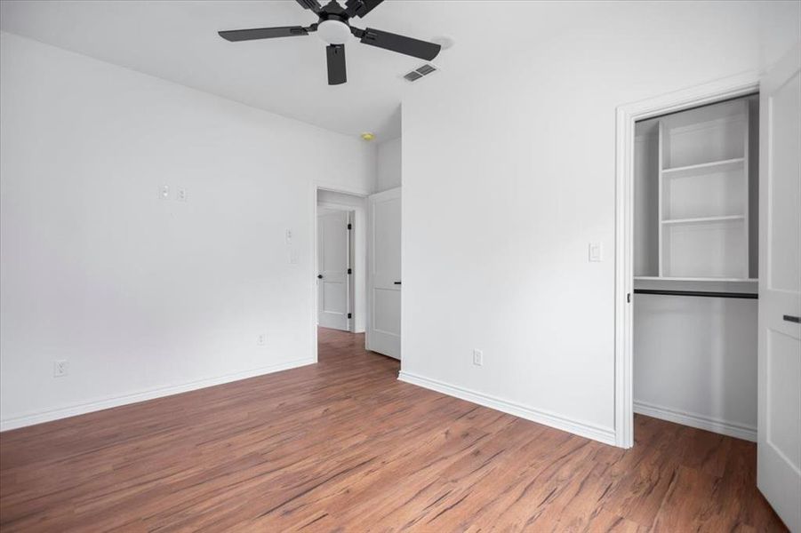 Spacious, unfurnished interior of a new home in , Tyler (Image 29).