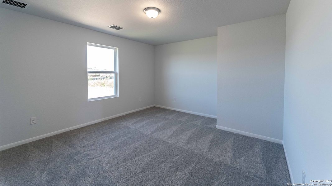 Spacious, unfurnished interior of a new home in Willow View, Converse (Image 15).