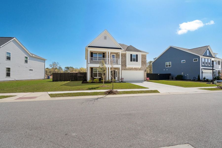 Front exterior of a new home in , Beaufort, SC, highlighting curb appeal (Image 29).