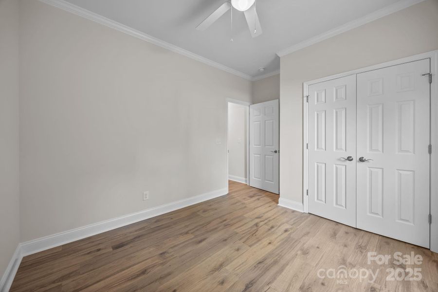 Bedroom additional view