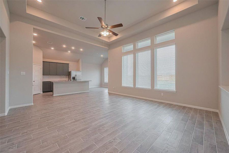 Spacious, unfurnished interior of a new home in River Ranch, Dayton (Image 34).