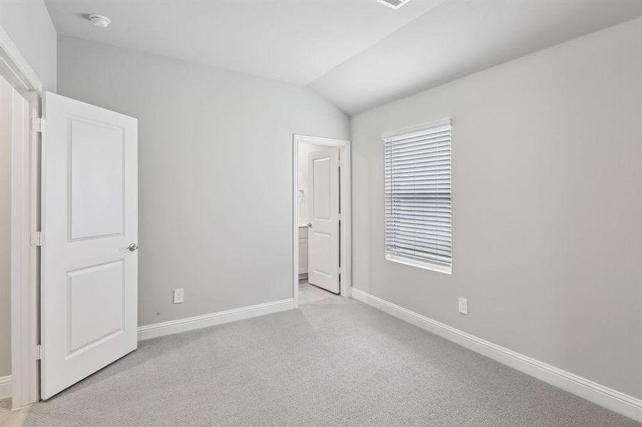 Photo is not of the actual home, but is an inspirational photo of builder’s model home and may depict options, furnishings, and/or decorator features that are not included. Photo is not of the actual home, but is an inspirational photo of builder’s model home and may depict options, furnishings, and/or decorator features that are not included.