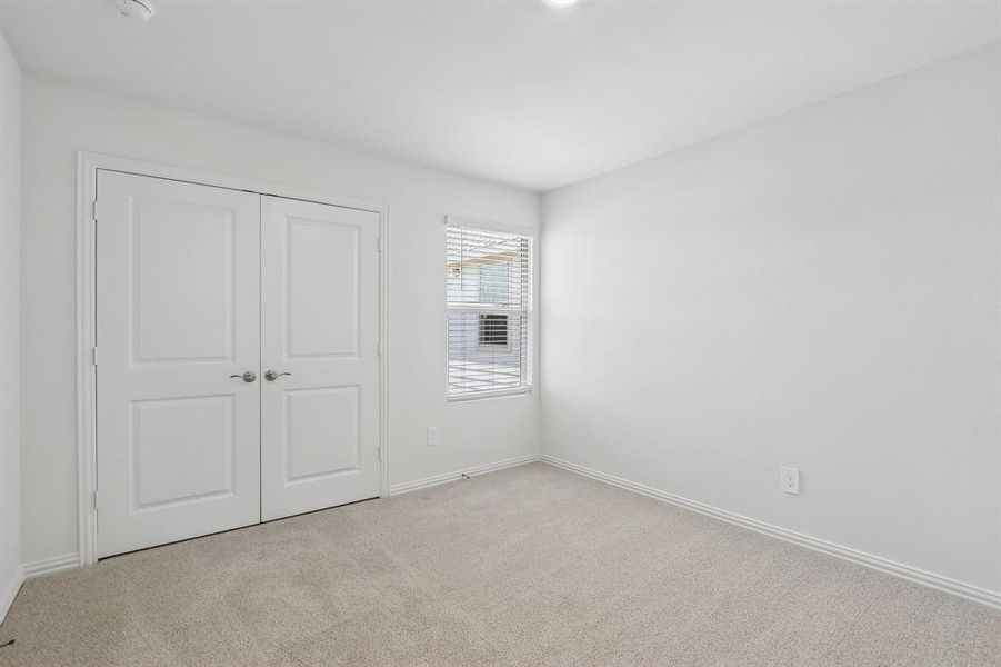 Spacious, unfurnished interior of a new home in Oak Ridge Park, Corinth (Image 38).