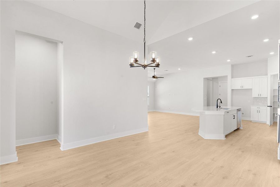 *PHOTO REPRESENTATIVE OF FLOORPLAN ONLY* *PHOTO REPRESENTATIVE OF FLOORPLAN ONLY*