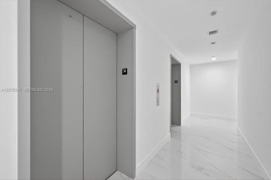 Spacious, unfurnished interior of a new home in Aria Reserve, Miami (Image 18). Spacious, unfurnished interior of a new home in Aria Reserve, Miami (Image 18).