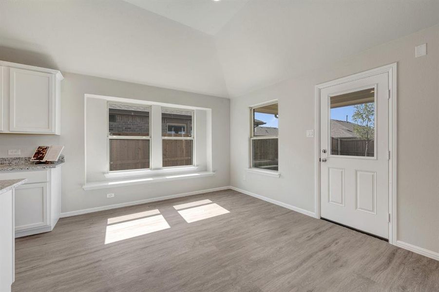 Spacious, unfurnished interior of a new home in Mobberly Farms, Pilot Point (Image 14).