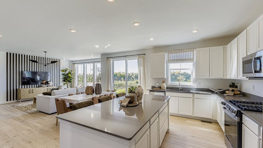 2139 Evans Kitchen 2of2 F1 Base4