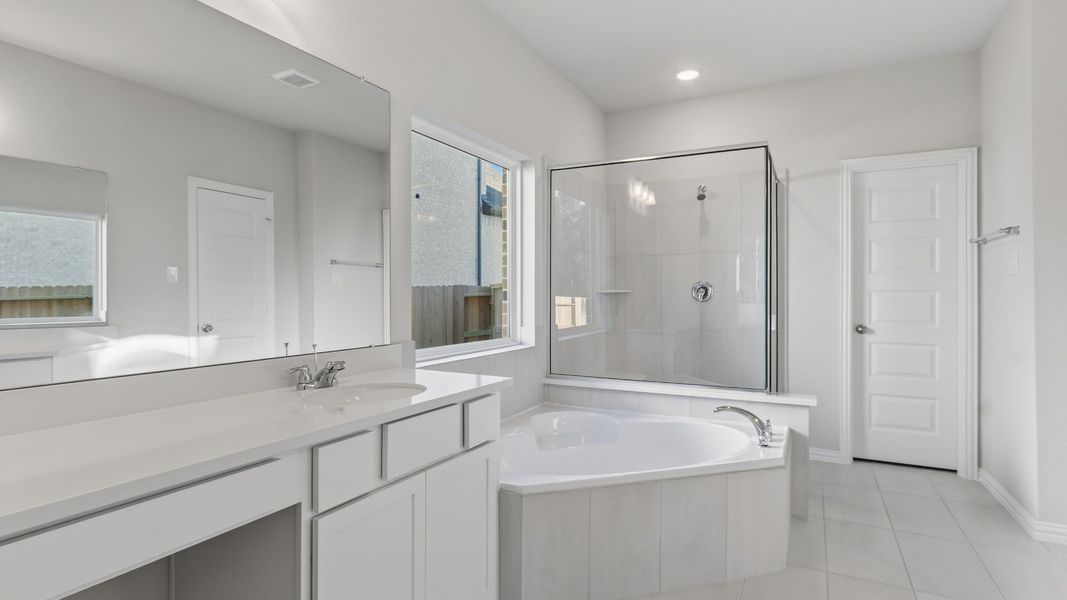 Furnished interior view inside a new home in The Woodlands Hills, Willis (Image 17).