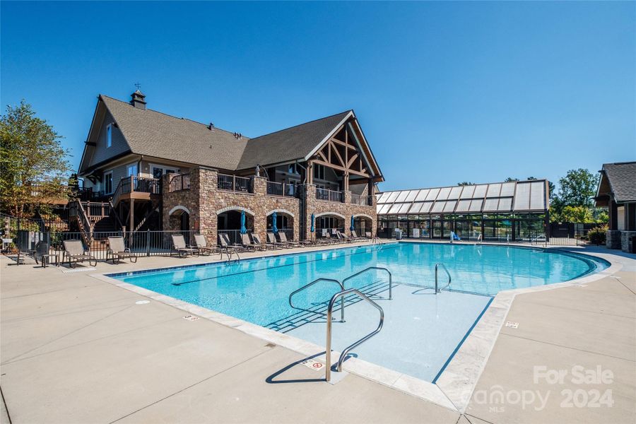 Large Outdoor Pool