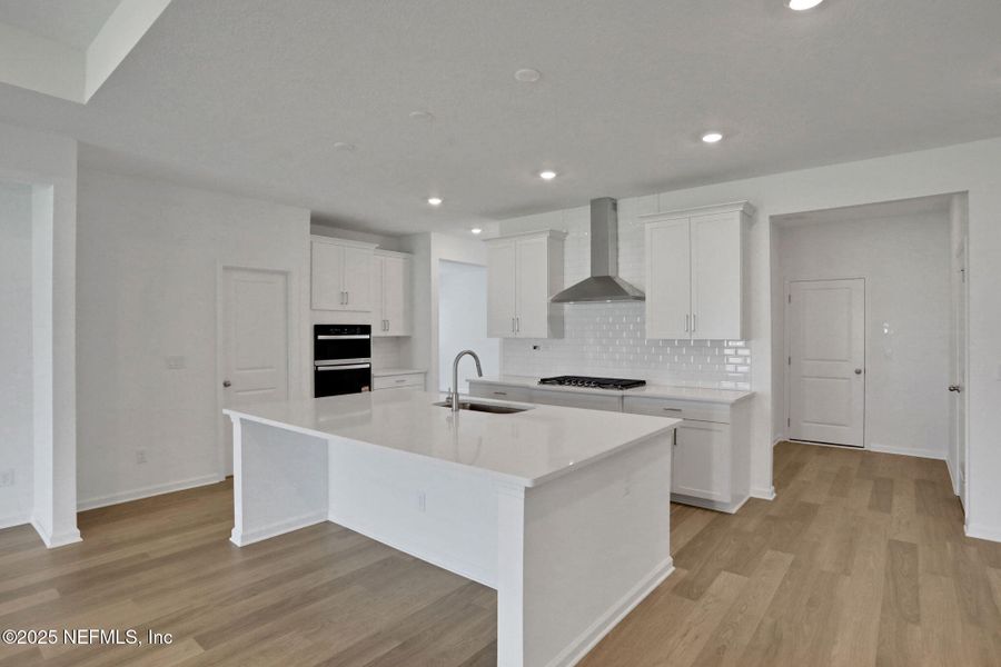 Furnished interior view inside a new home in Jennings Farm, Middleburg (Image 13).