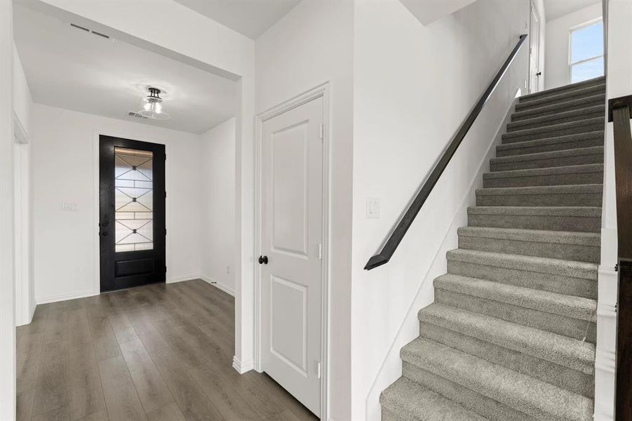 Spacious, unfurnished interior of a new home in Meadow Park, Melissa (Image 30). Spacious, unfurnished interior of a new home in Meadow Park, Melissa (Image 30).