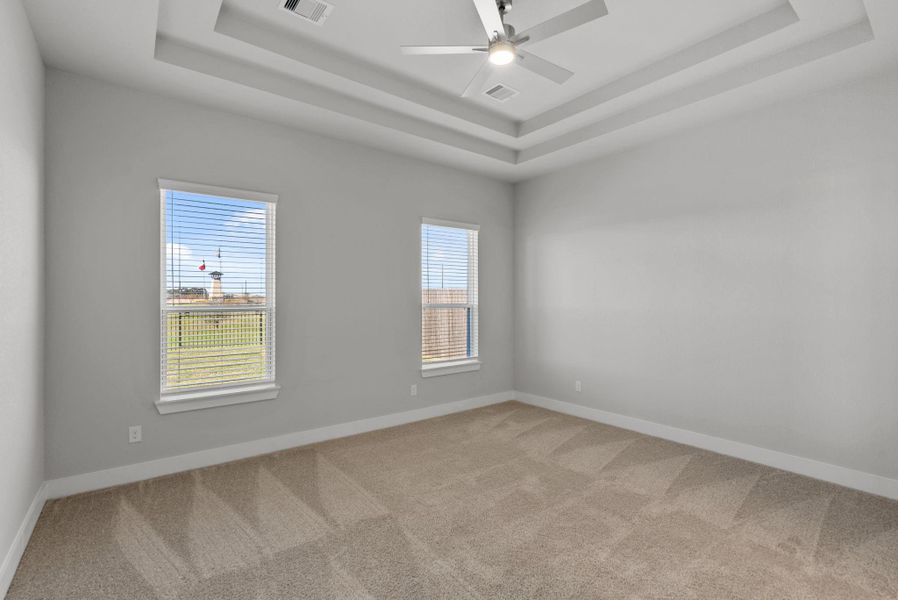 Spacious, unfurnished interior of a new home in Beacon Hill, Waller (Image 16).