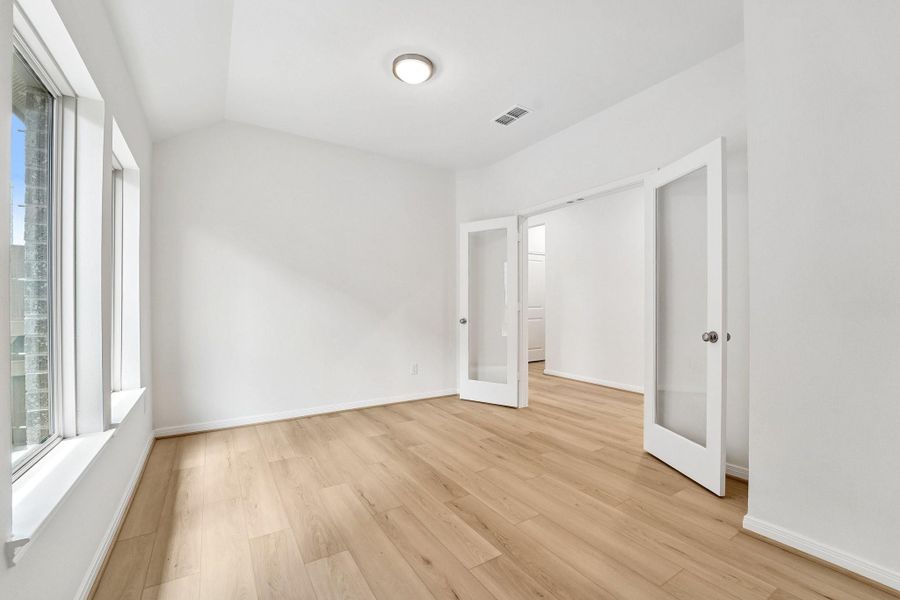 Spacious, unfurnished interior of a new home in Aldeana, Bonney (Image 34). Spacious, unfurnished interior of a new home in Aldeana, Bonney (Image 34).