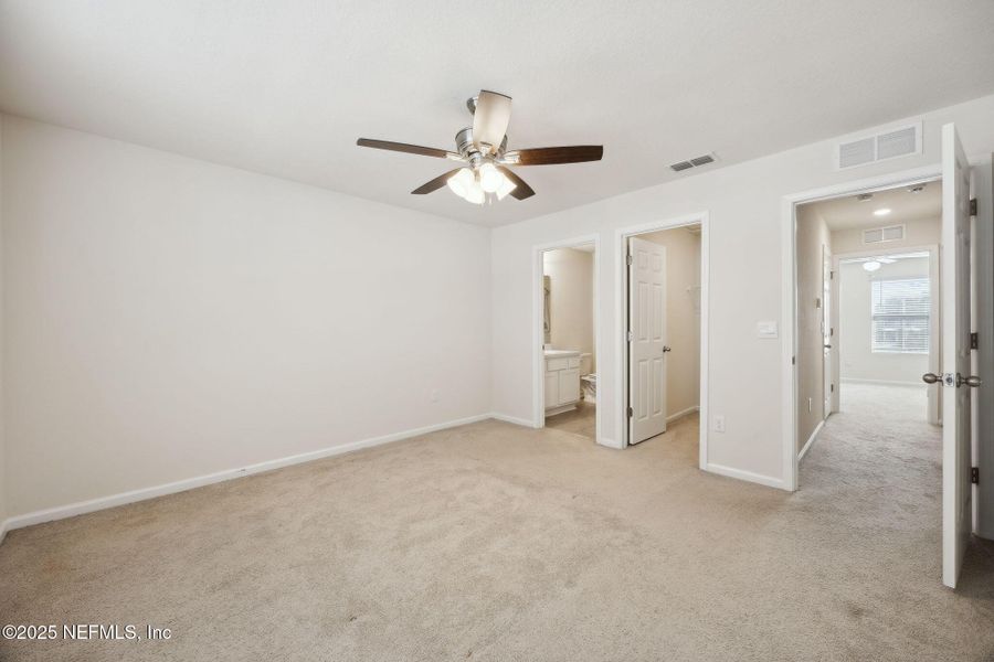 Spacious, unfurnished interior of a new home in , Yulee (Image 20).