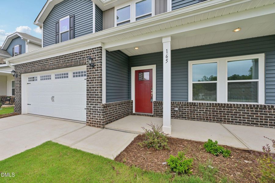 4-web-or-mls-Oak Manor - Raleigh - 165 K